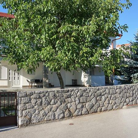 Apartmani Gaj Malinska Esterno foto