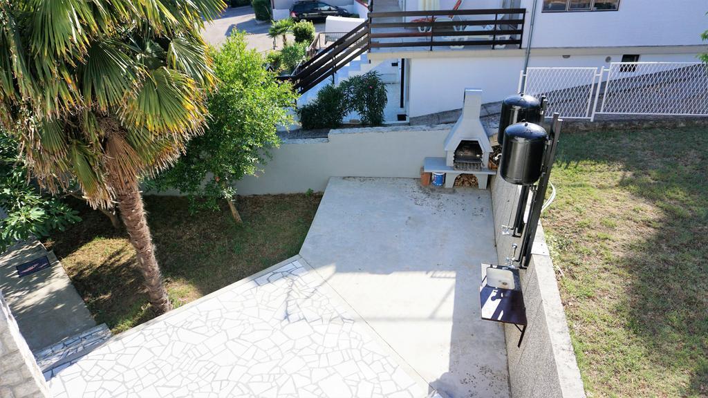Apartmani Gaj Malinska Esterno foto