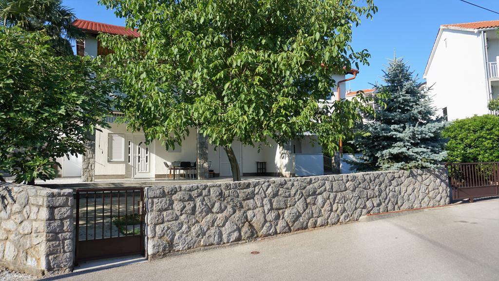 Apartmani Gaj Malinska Esterno foto
